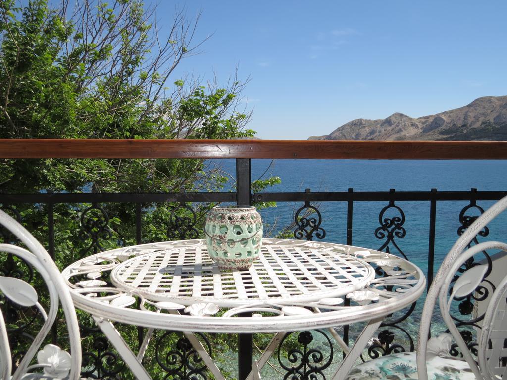 Apartments Authentic Baska 1 Rum bild